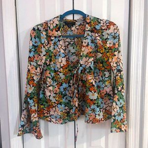 Wednesday's Girl collar detail split front blouse in mixed floral